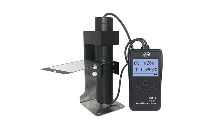 LS117透光率儀檢測手機蓋板